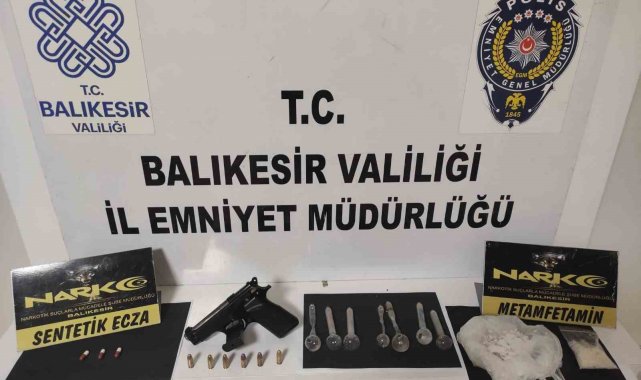 Uyuşturucu taciri 5 şahsa gözaltı
