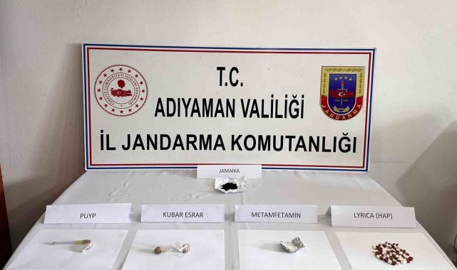 Uyuşturucuyla yakalanan 5 kişi gözaltına alındı