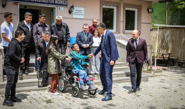 Vali Çelik: "Sevginin önünden engel yoktur"