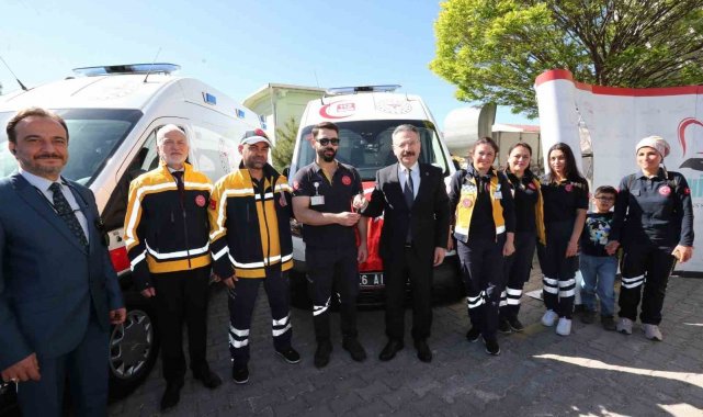 Yeni ambulansların devir teslim töreni gerçekleşti