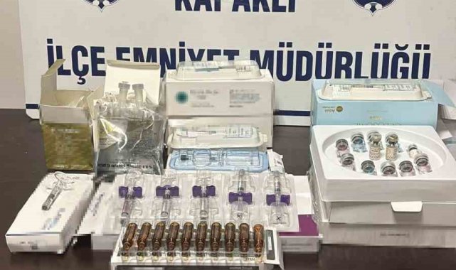 Yetkisiz şekilde evinde estetik yapan kadın yakalandı