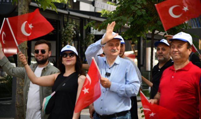 Yunuemre'den 'Ata'ya Saygı' yürüyüşü