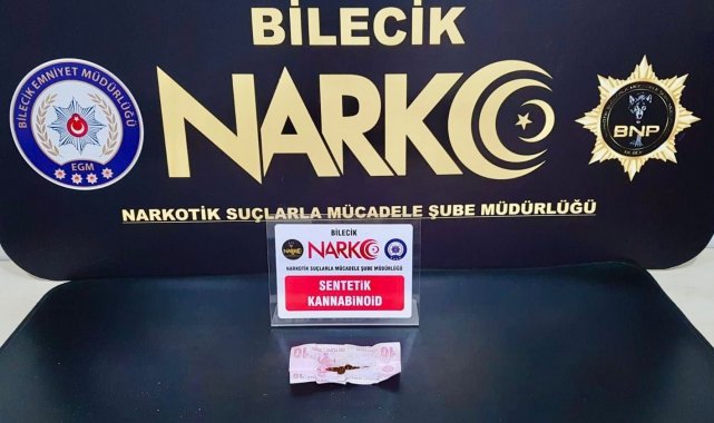 5 yıl hapis cezasıyla aranan şüpheli uyuşturucu madde ile yakalandı