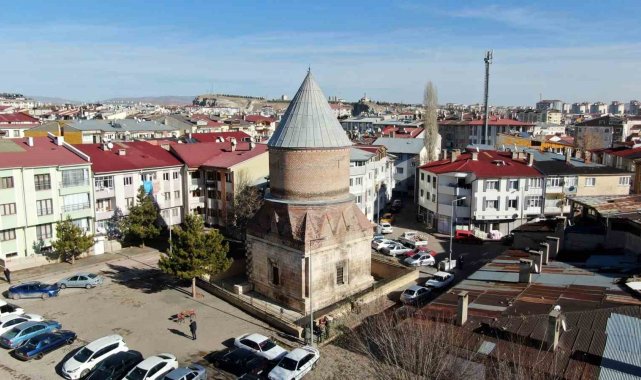 677 yıllık Güdük Minare restore edilecek