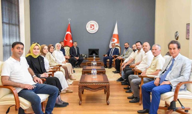 AK Parti heyetinden Rektör Kaplancıklı'ya hayırlı olsun ziyareti