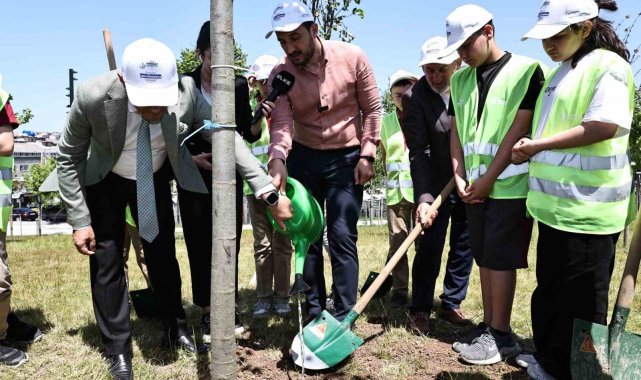 Bağcılar Belediyesi'nin hedefi ilçede 100 bin ağaç dikmek