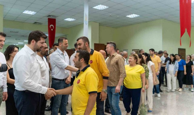 Başkan Boltaç: "Daha temiz bir Tarsus için bayramda da çalışmaya devam edeceğiz"