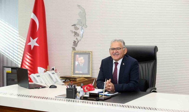 Başkan Büyükkılıç: "Bayramlar millet olarak birliğimizi, beraberliğimizi, ezeli ve ebedi kardeşliğimizi hatırladığımız mübarek günlerdir"