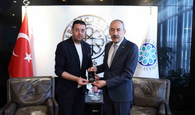 Başkan gülsoy: "Yeni akıllı cep telefonu OVION, şehrimizin marka değerine güç katmıştır"