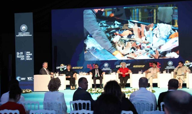 Başkan Palancıoğlu çevre ve sıfır atık çalışmalarını ÇEVREFEST'te anlattı