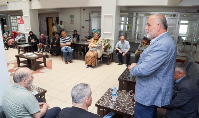 Başkan Sandıkçı'ya büyüklerden dua