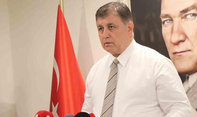 Başkan Tugay'dan memurların eylemi hakkında önemli açıklama: "Soruşturma olacak"
