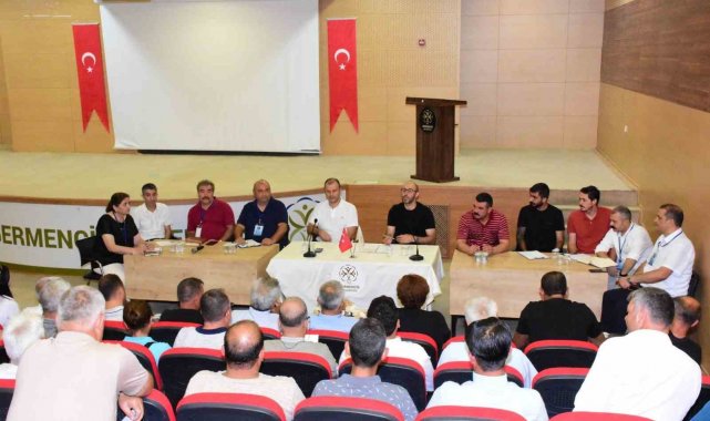Başkan Zencirci yeni dönemin ilk muhtarlar toplantısını düzenledi