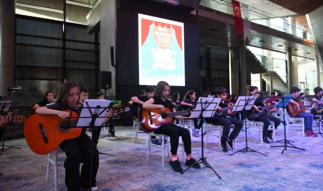 Bilgi Evleri öğrencilerinden yetenek dolu gösteri