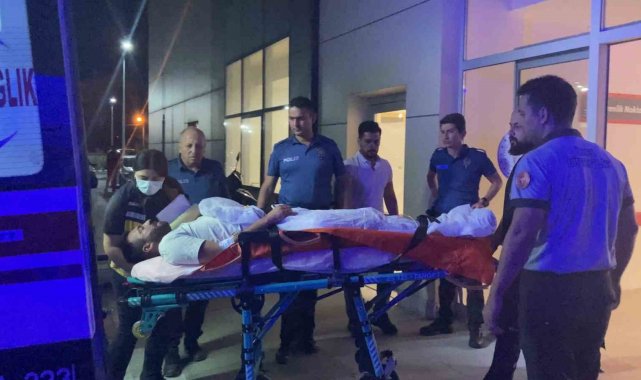 Burdur'da çıkan bıçaklı kavgada 1'i ağır 2 kişi yaralandı