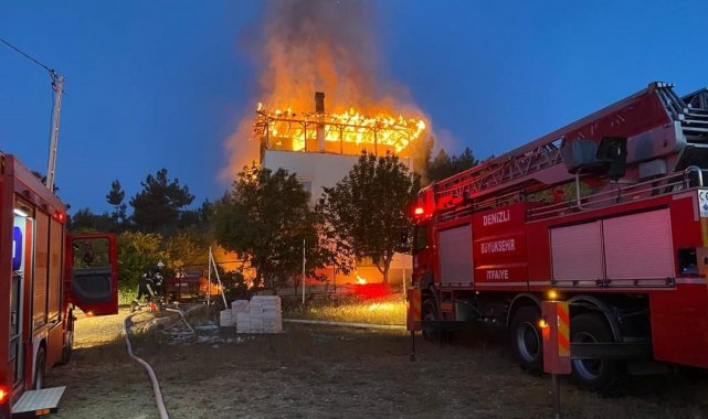 Denizli'de 2 katlı binada çıkan yangında bir kişi hayatını kaybetti