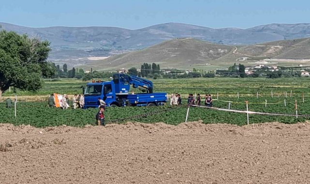 Düşen uçağın enkazı kaldırıldı