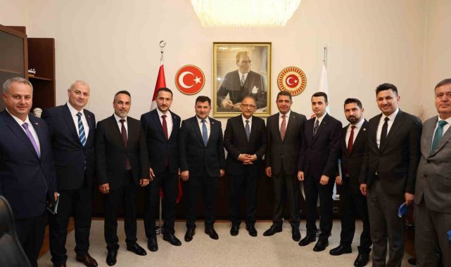 Düzce'deki yatırımlar Bakan Özhaseki ile görüşüldü