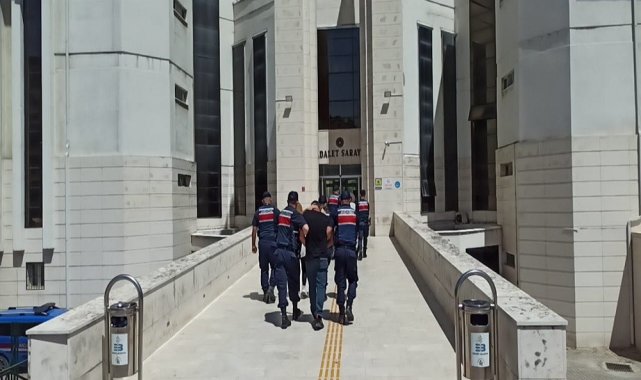 Edremit'te uyuşturucu operasyonunda 4 tutuklama