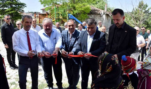 Emet Gürpınar köyünde yılsonu karma sergi