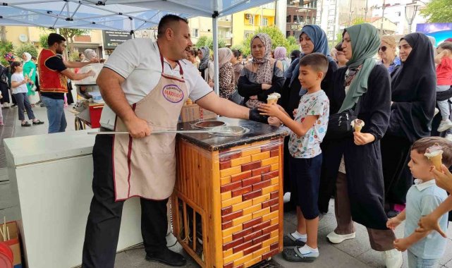 Esenler Belediyesi'nden miniklere karne şenliği