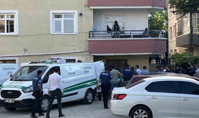 Eşini ve evde bulunan şahsı öldüren koca intihar etti