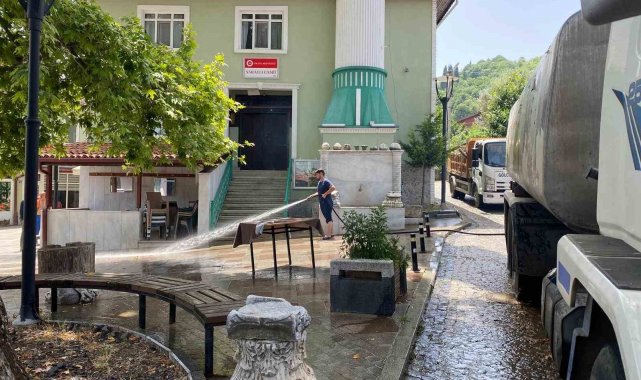 Gölcük'te bayram öncesi gerekli tüm tedbirler alındı