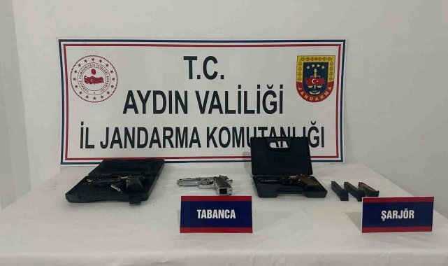 Güzelçamlı'da üç adet tabanca ele geçirildi