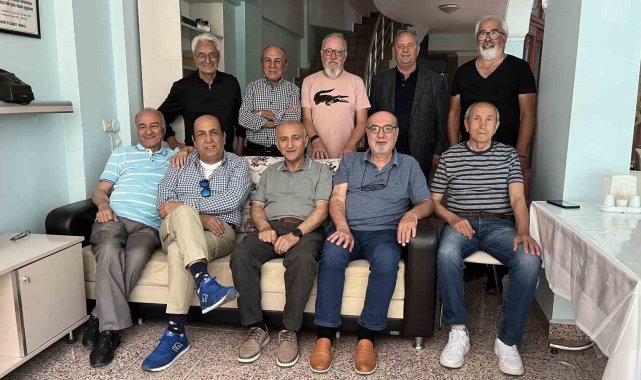 Hababam Sınıfı yıllar sonra 'vefada' buluştu