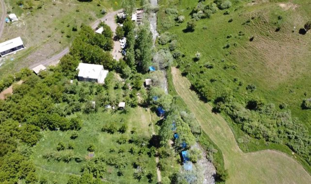 Havaların ısınmasıyla birlikte piknik alanları doldu taştı