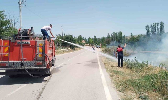 Hisarcık'ta arazi yangını