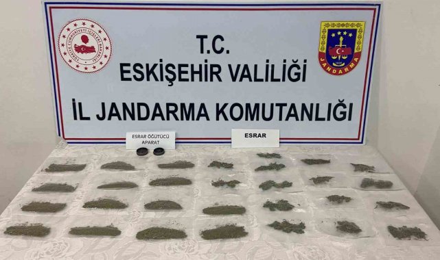 Jandarma ekiplerinden uyuşturucu madde operasyonu