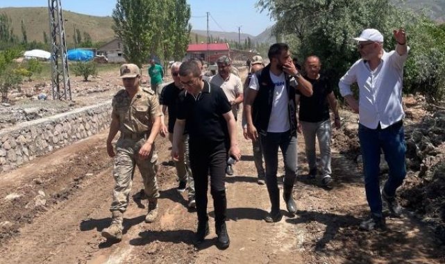 Kağızman'da sel 10 ahırı yıktı, 20 eve su doldu