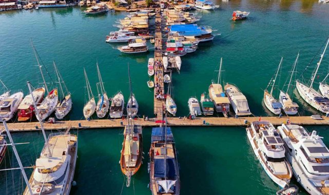 Kekova'da iskele ihalesine tepki