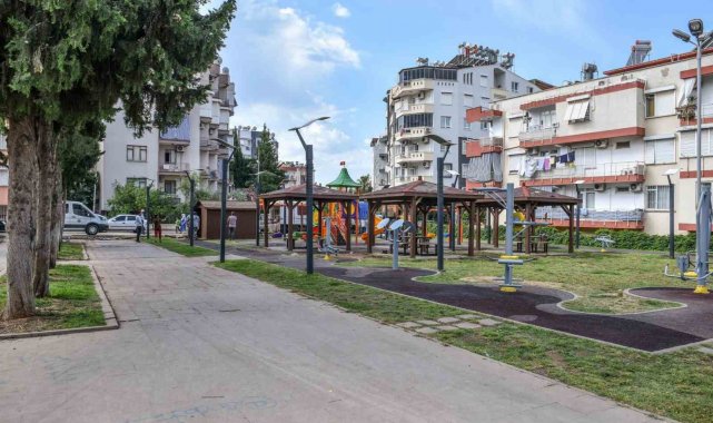 Kepez İsmet İnönü Parkı yenilendi