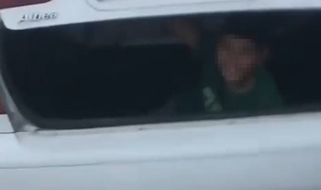 Küçük çocuğun bagajda tehlikeli yolculuğu kamerada