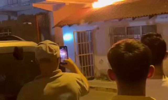 Küçükçekmece'de gecekondudaki yangın paniğe neden oldu