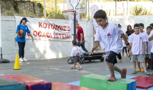 Mersin'de çocuklar 'Sporbüs' ile sporla buluşuyor
