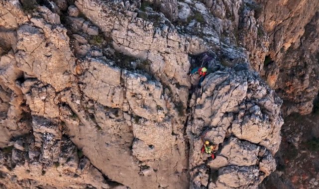 Milli Dağcı Tunç Fındık, Erzincan'da tırmanış gerçekleştirdi