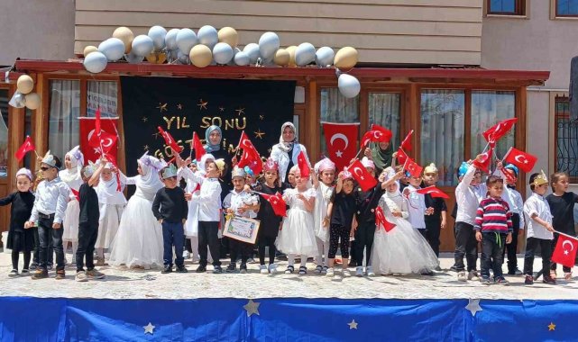 Minik öğrenciler mezun oldu