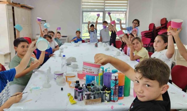 Muğla'da Gönüllü Gençlerden Sokak hayvanları için anlamlı etkinlik