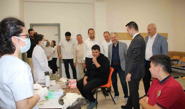 Öğrencilere diş sağlığı taraması yapıldı