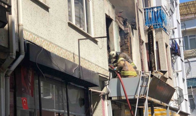 Ortaköy'de iki katlı binada yangın: İBB başkan adayının evi yandı