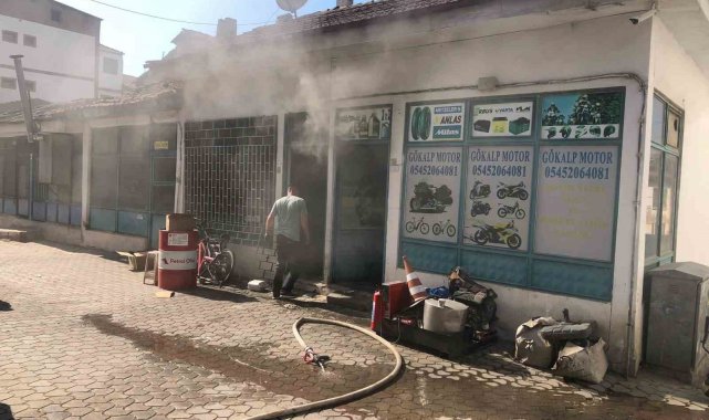 Osmaneli'nde motosiklet tamirhanesinde yangın paniği