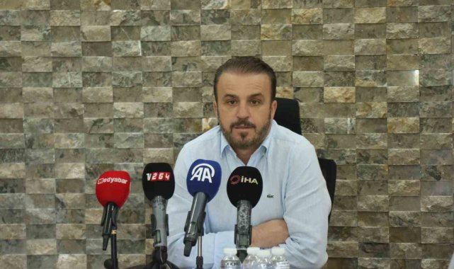 Sakaryaspor Başkanı Genç: "Sezon başında bırakıyoruz diye çocuklarıma söz verdim"
