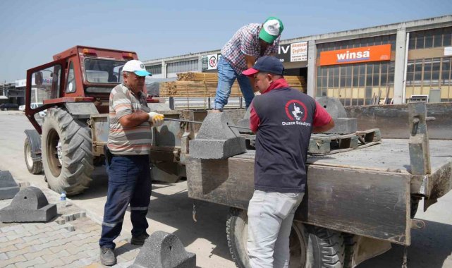 Sanayi sitesine kaldırımlar yapıldı