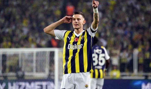 Sebastian Szymanski: "Mourinho'nun Türk futboluna uyacağını düşünüyorum"