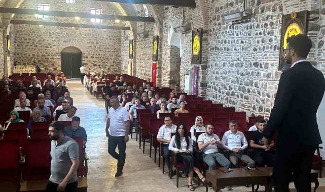 Şehzadeler Belediyesi çalışanlarına KVKK eğitimi