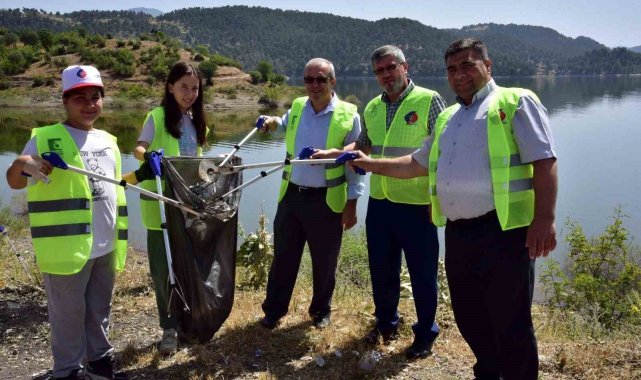 Sındırgı'da temiz çevre etkinlikleri gerçekleştirildi