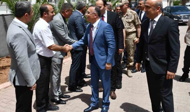 Vali Çeber'den Başkan Özdemir'e hayırlı olsun ziyareti